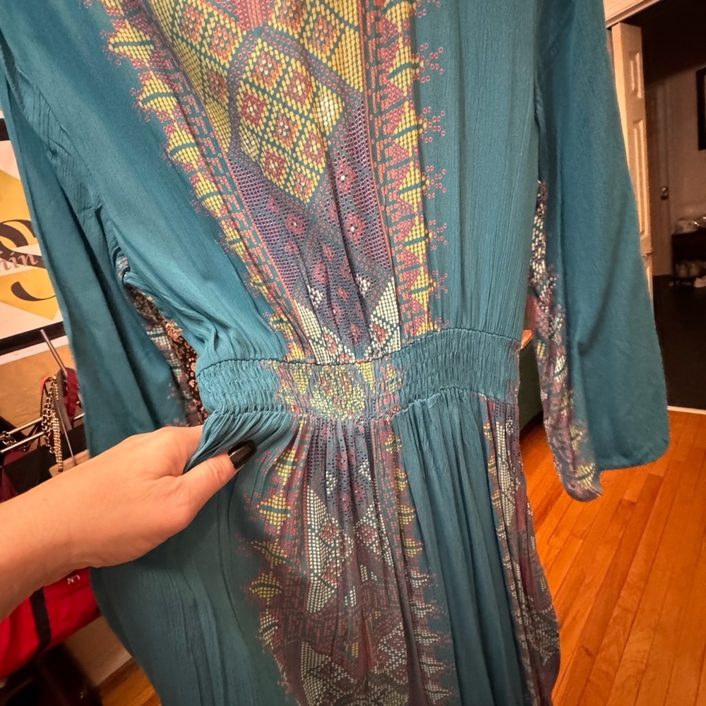 Multicolor Long Sleeve Dress - Picture 4 of 4